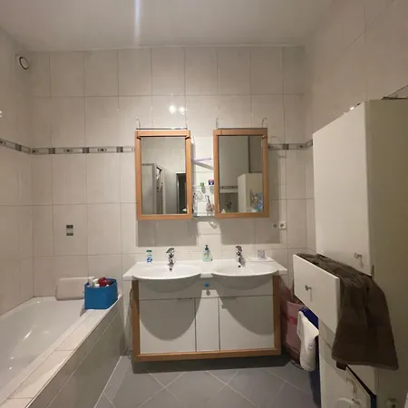 Ein Im Zentrum * إنسبروك