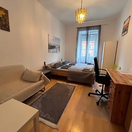 Ein Im Zentrum * إنسبروك
