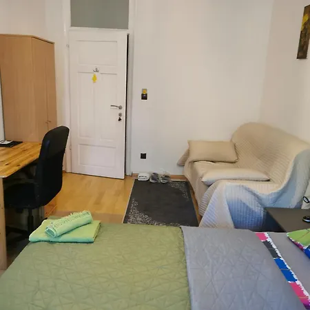 Ein Im Zentrum ホームステイ *